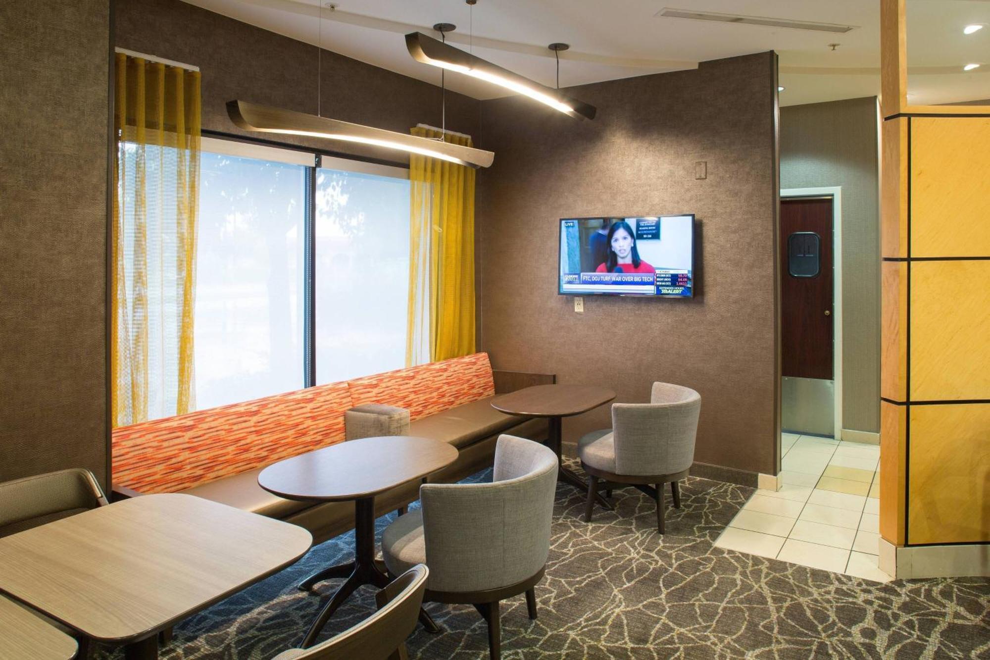 Springhill Suites By Marriott Billings Exterior photo