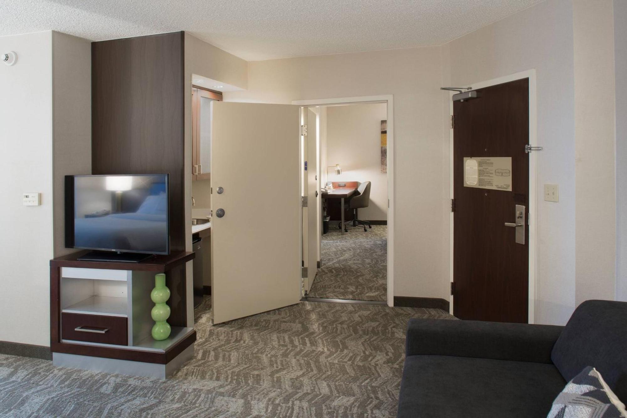 Springhill Suites By Marriott Billings Exterior photo